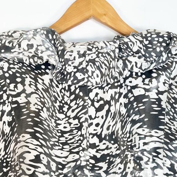 Victor Costa Silver Metallic Sheen Print Ruffled Suit Jacket - Picture 9 of 13